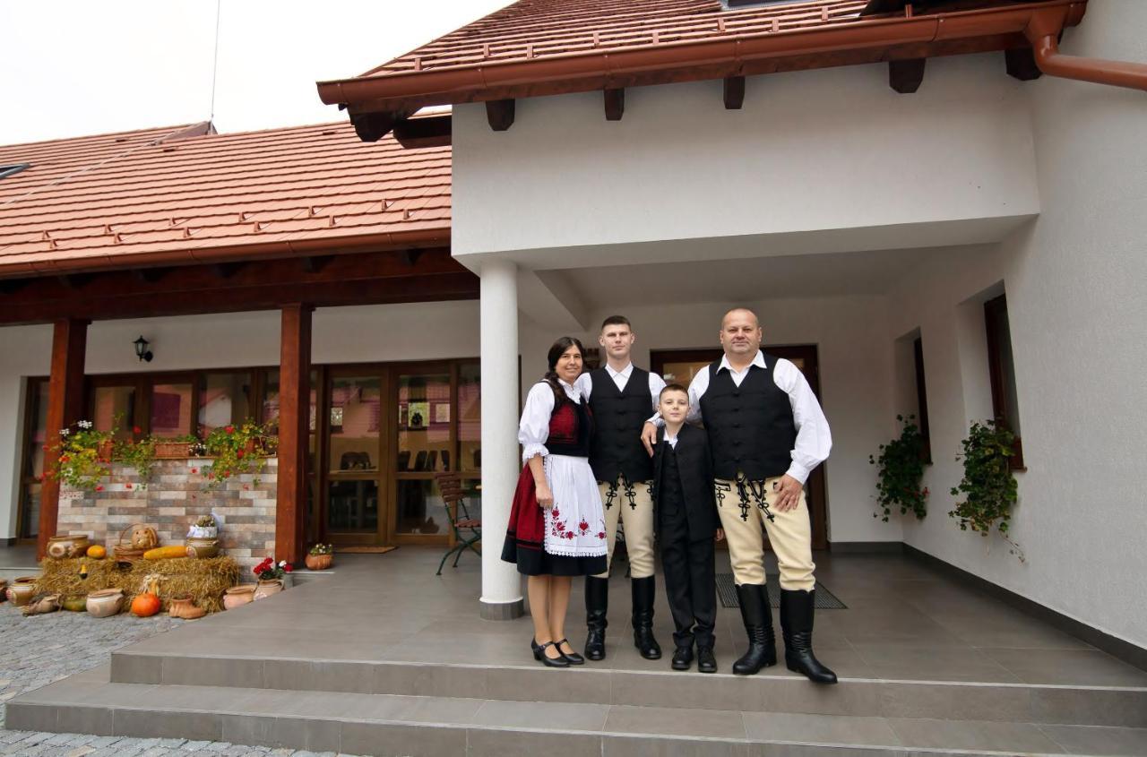 Patakmenti Panzio Spa Corund  Luaran gambar