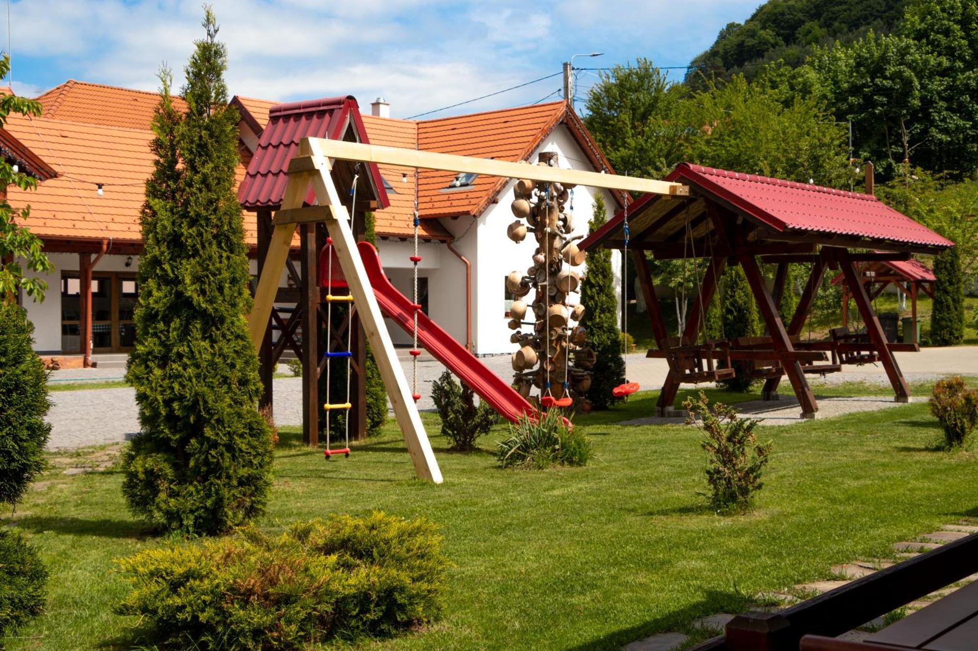 Patakmenti Panzio Spa Corund  Luaran gambar