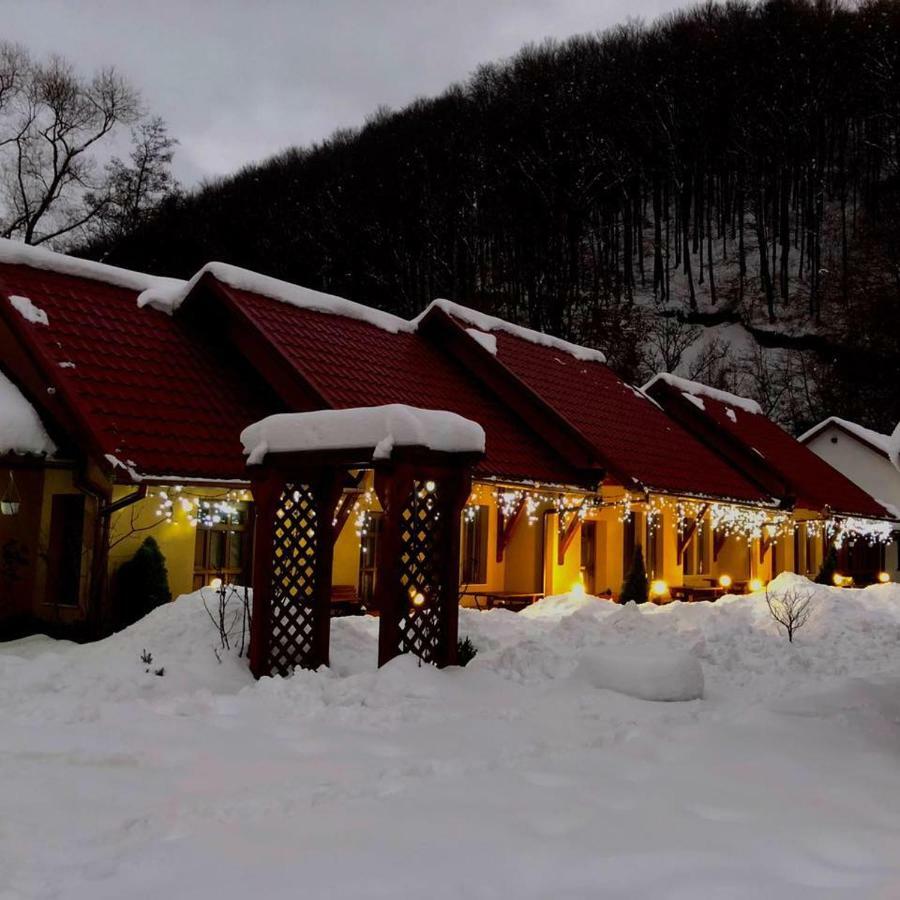 Patakmenti Panzio Spa Corund  Luaran gambar